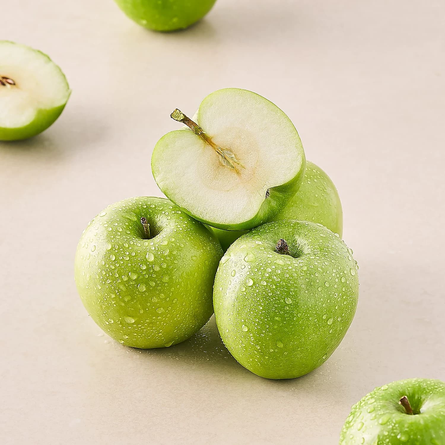 Green Apples 4pcs